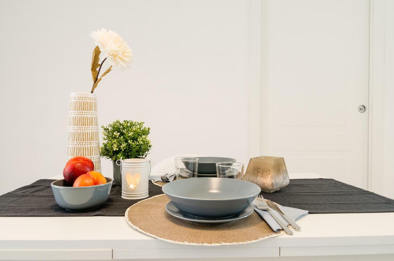 Fco Luxury Apartments Fiumicino Luaran gambar