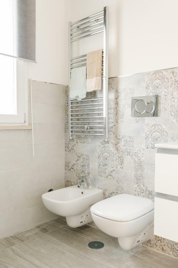 Fco Luxury Apartments Fiumicino Luaran gambar