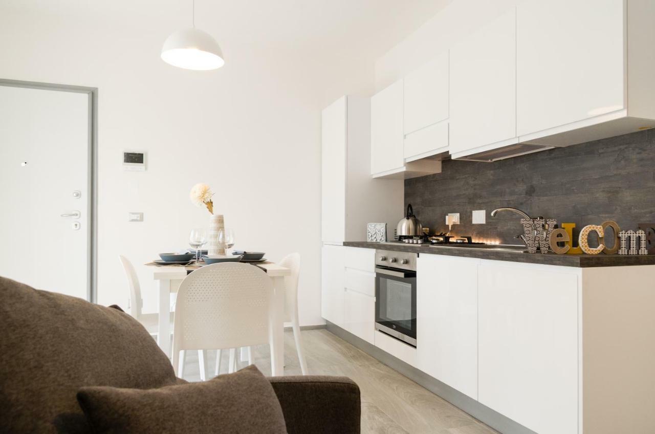 Fco Luxury Apartments Fiumicino Luaran gambar