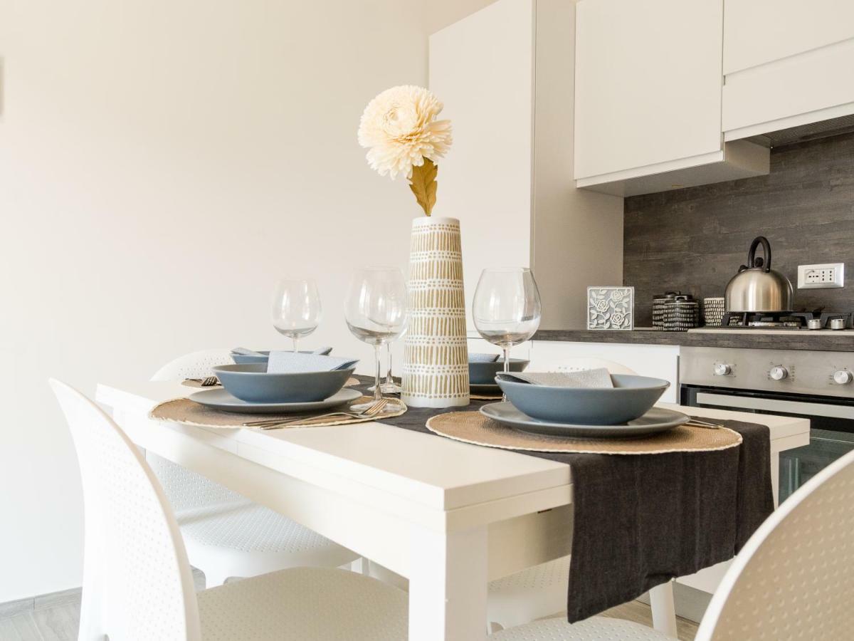 Fco Luxury Apartments Fiumicino Luaran gambar